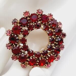 Vintage 1960s Red Pink Rhinestones Wreath Brooch - 1 1/2 Inches